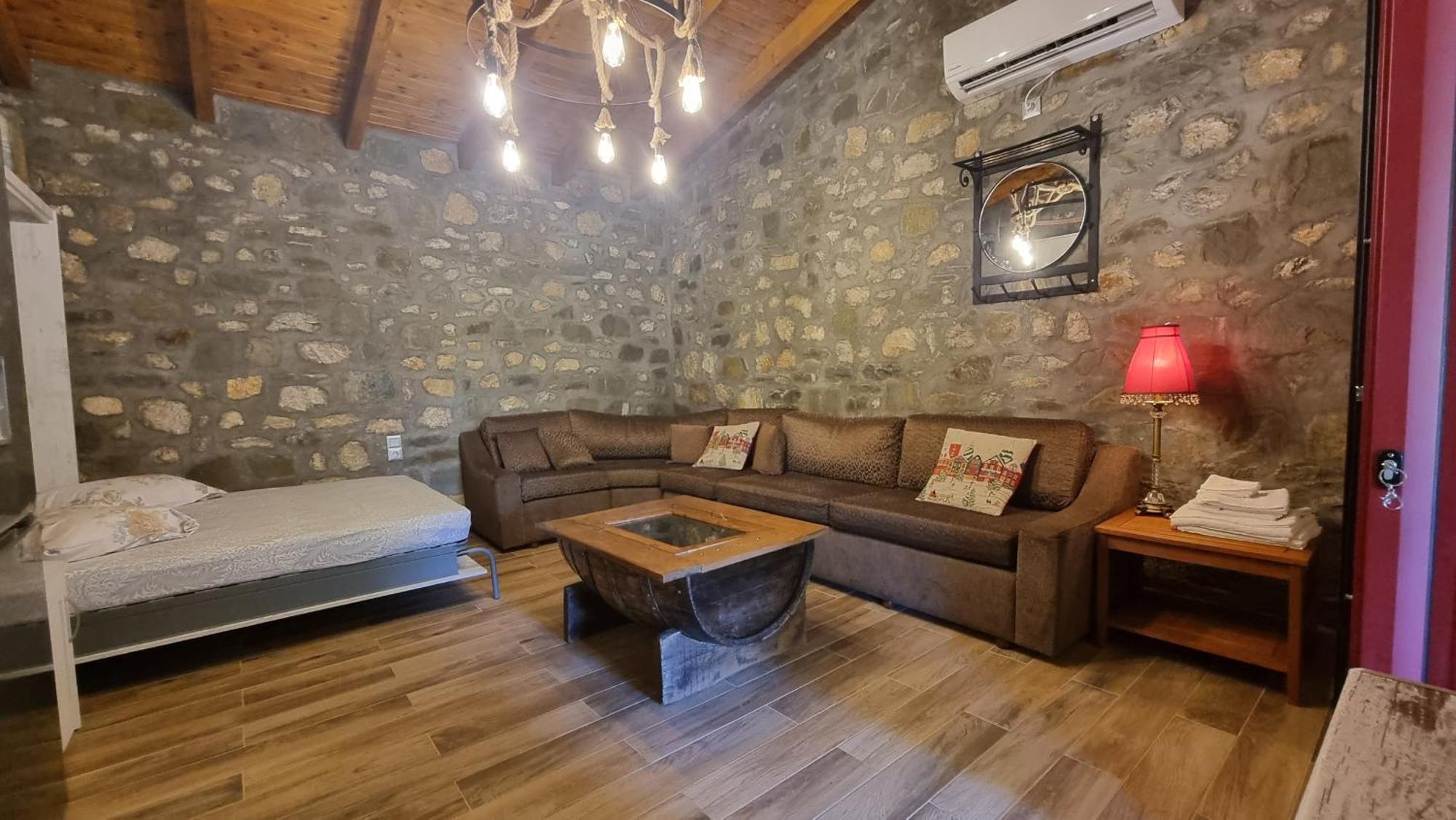 House With Big Garden And Barbeque In Nature Vourgareli Exterior photo